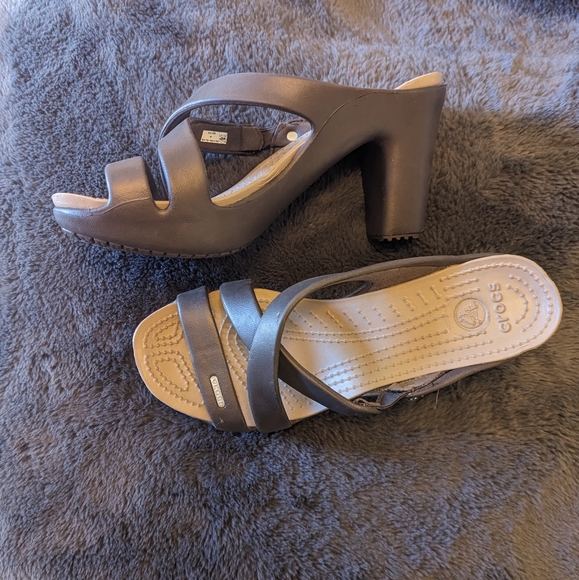 CROCS Shoes - Crocs Cyprus IV Heel Sandal Brown Size W9